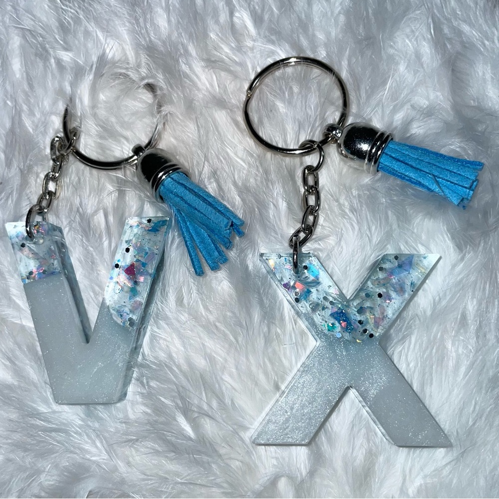 V X Keychains - Picture 3 of 5